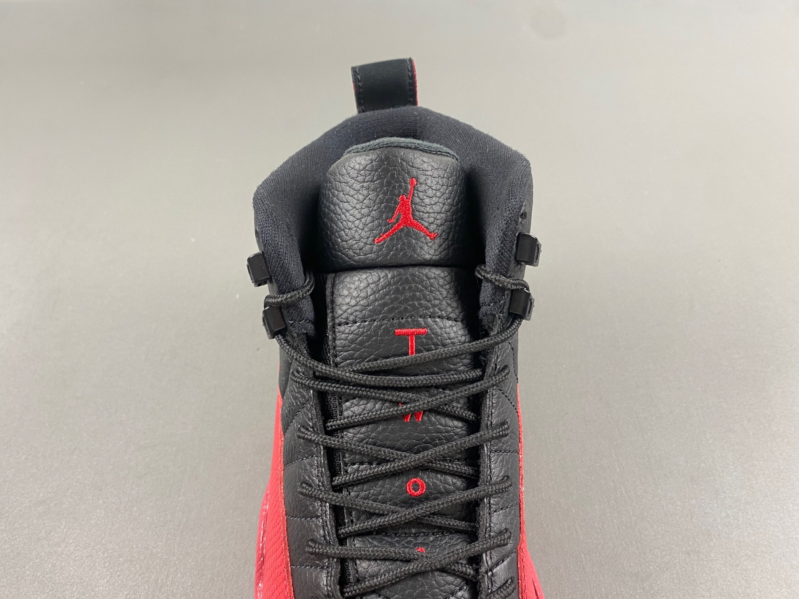 air jordan 12 retro flu game (2016) 130690-002