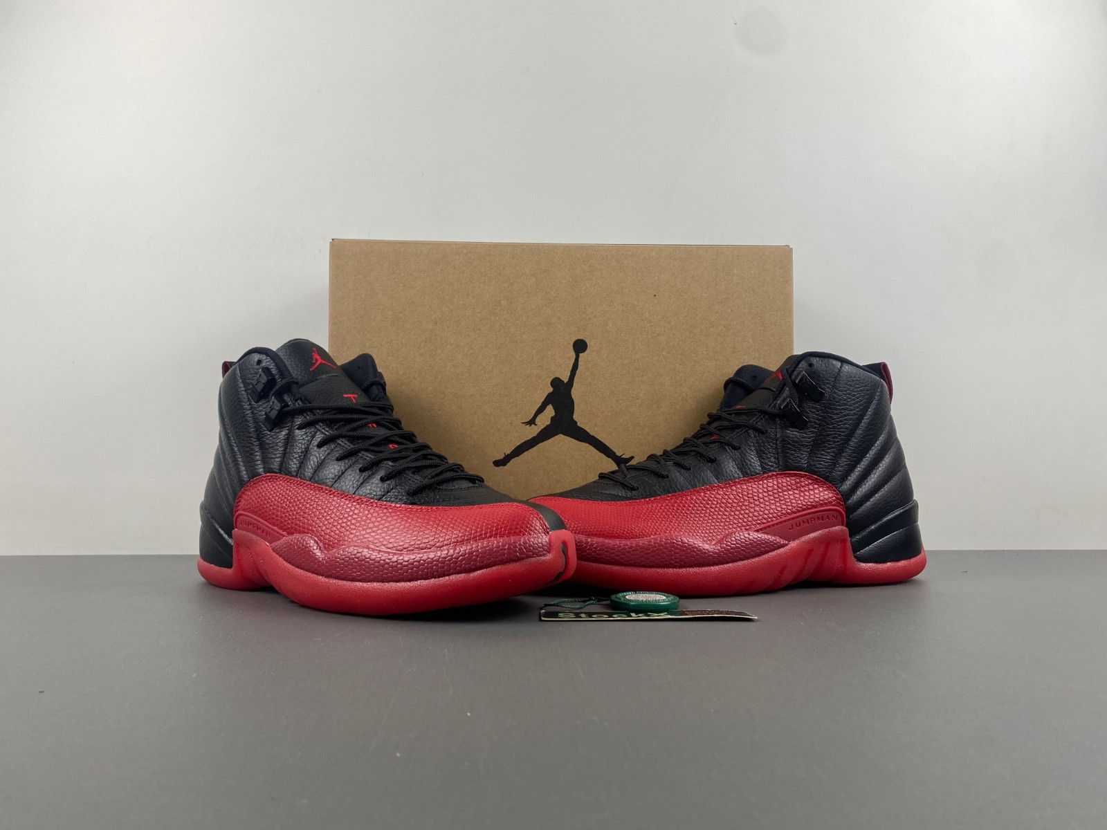 air jordan 12 retro flu game (2016) 130690-002