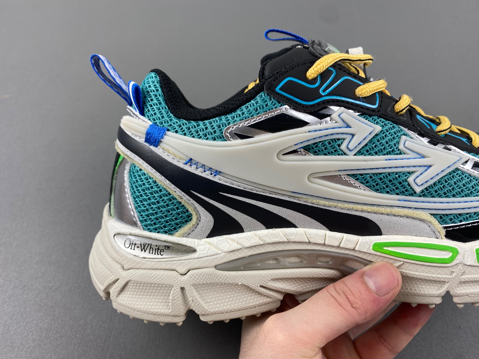 owt ow be right back sneakers