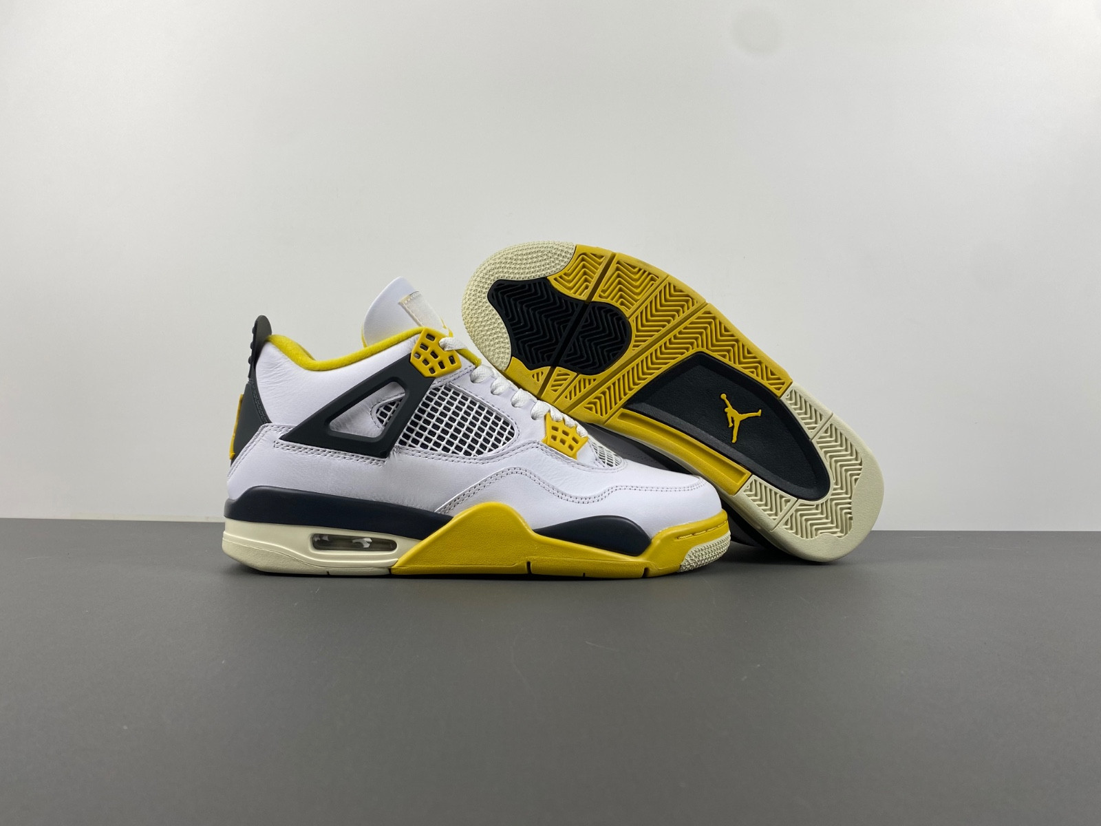 air jordan 4 womens "vivid sulfur" aq9129-101