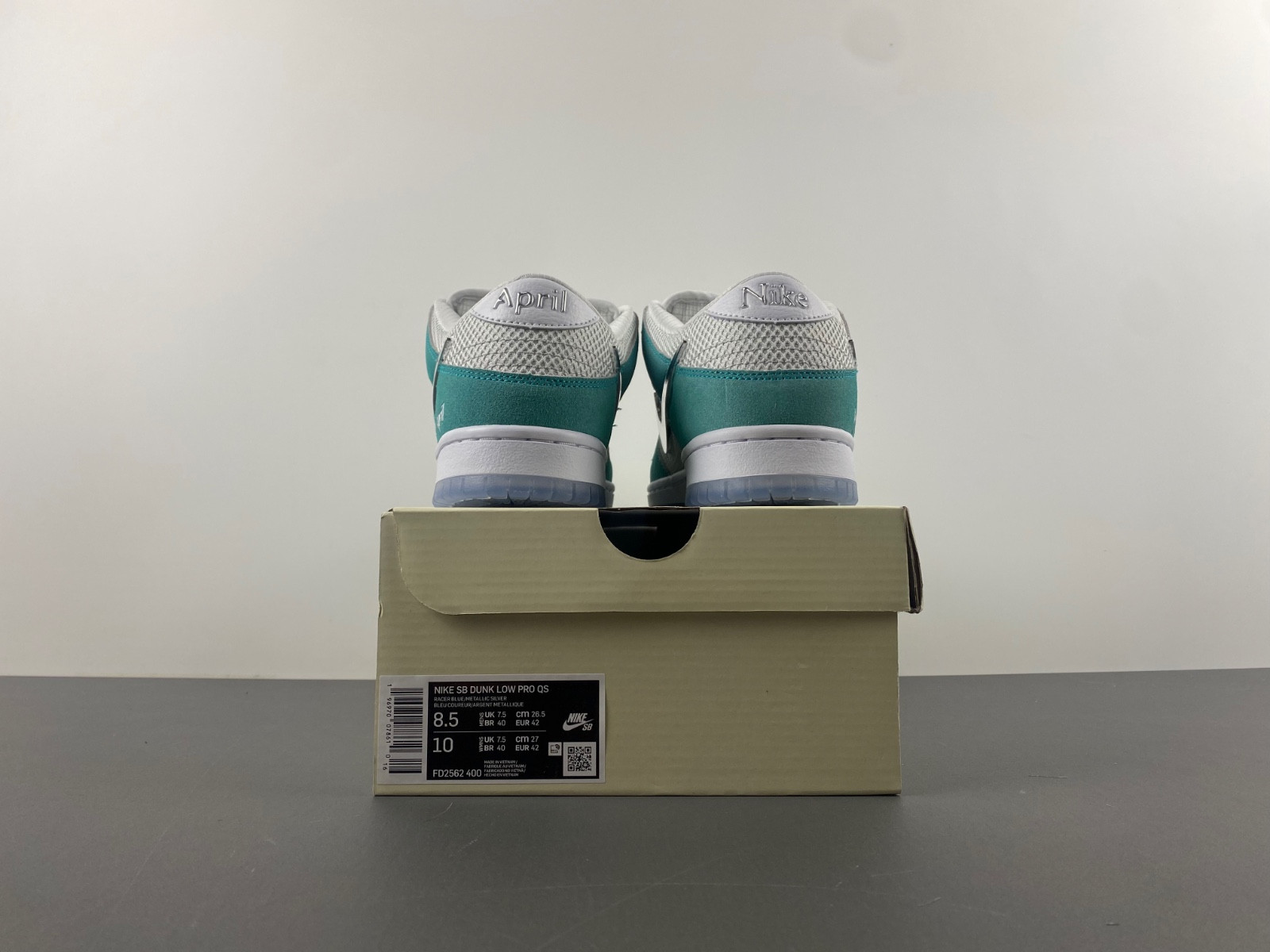 nike sb dunk low april skateboards men