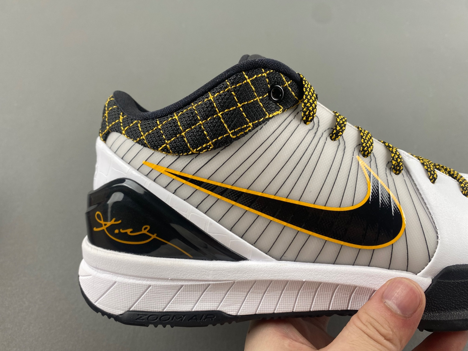 nike zoom kobe 4 protro 