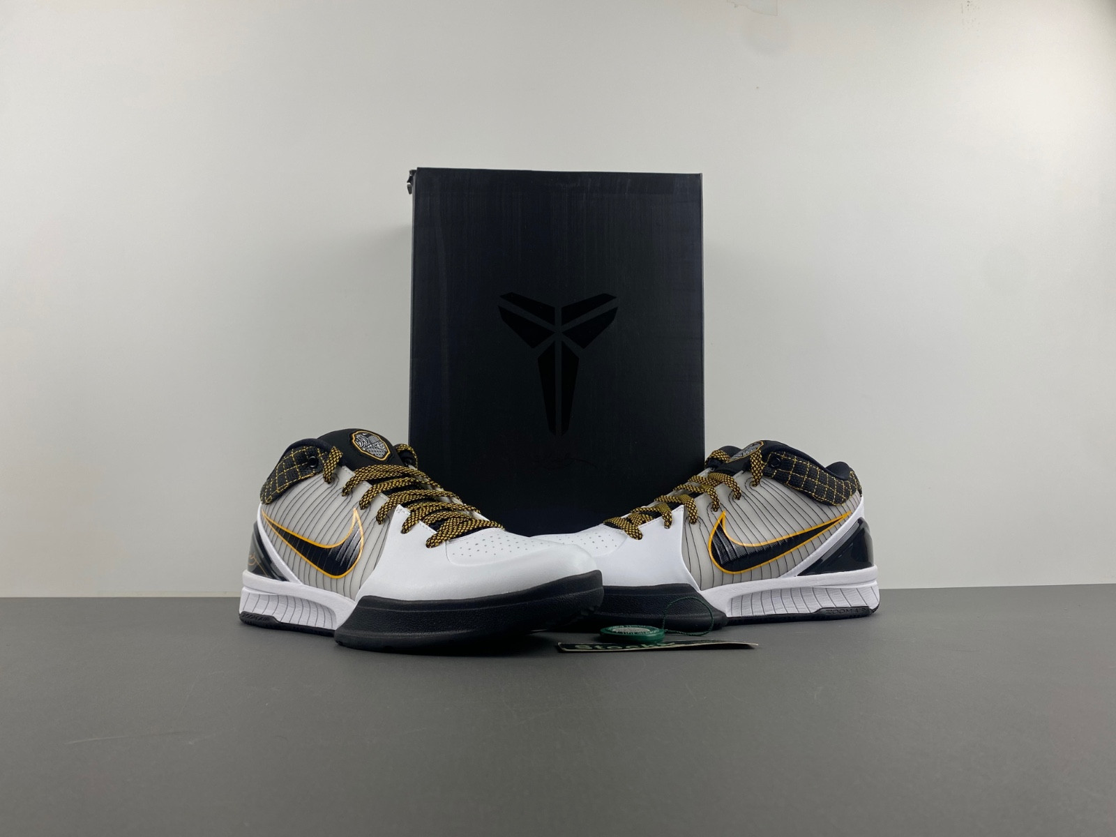 nike zoom kobe 4 protro 