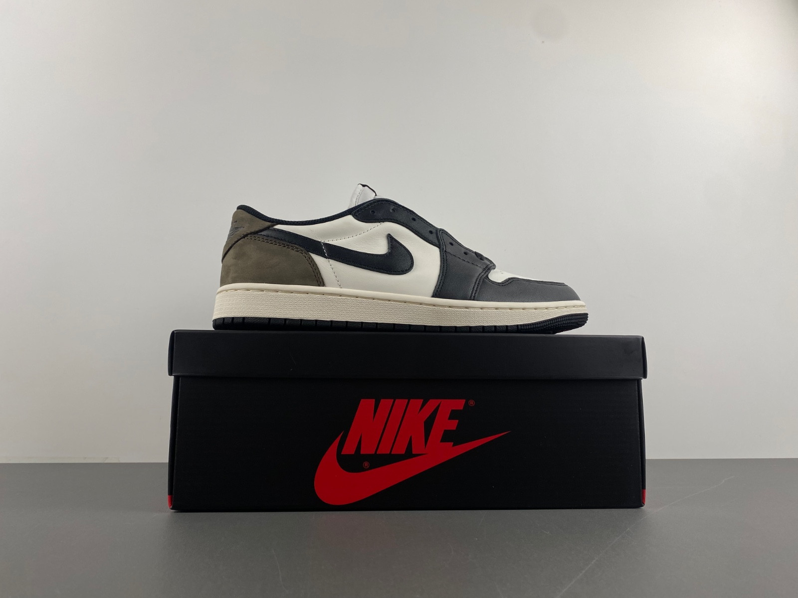 air jordan 1 low og mocha palomino cz0790-102
