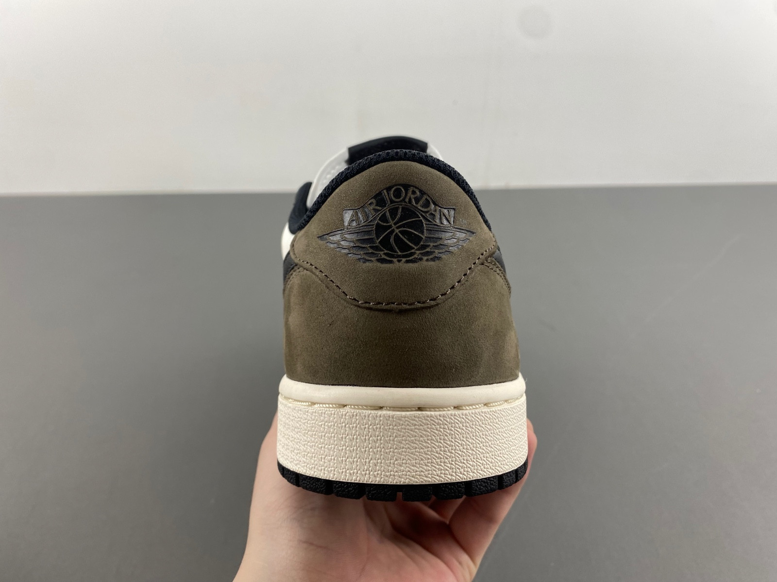 air jordan 1 low og mocha palomino cz0790-102