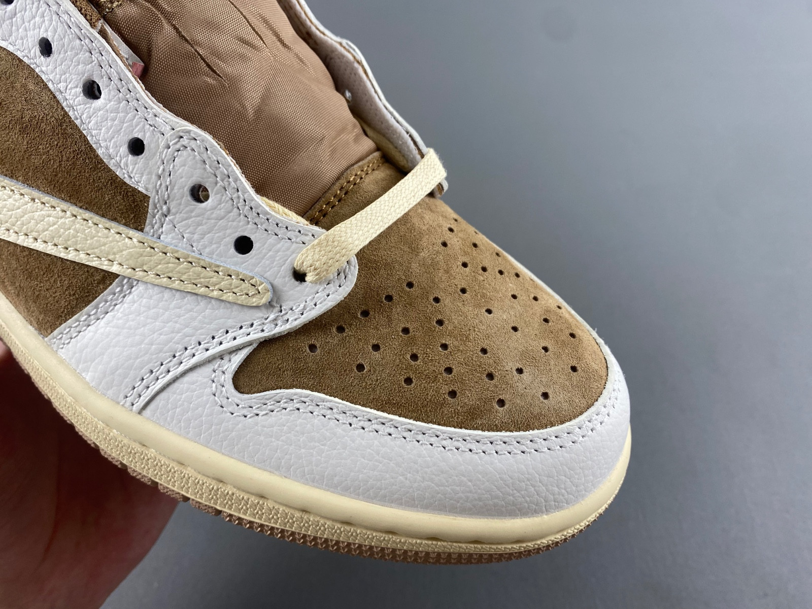 travis scott air jordan 1 low og sail shy pink dm7866-106