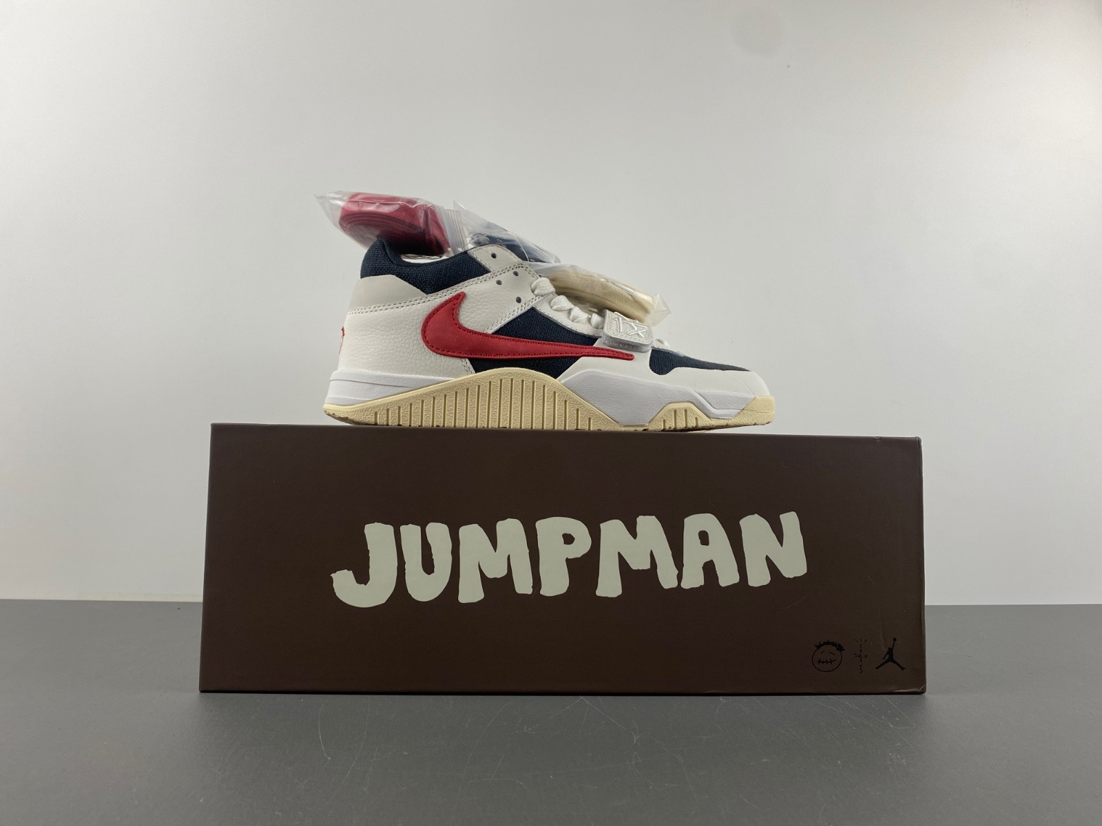 travis scott jordan jumpman jack fz8117-101