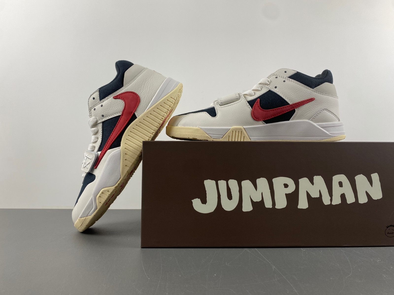 travis scott jordan jumpman jack fz8117-101