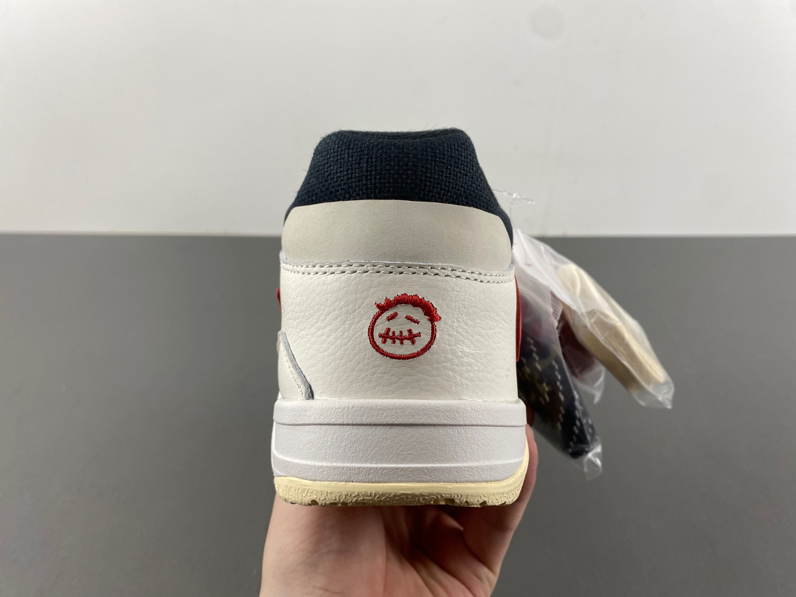 travis scott jordan jumpman jack fz8117-101