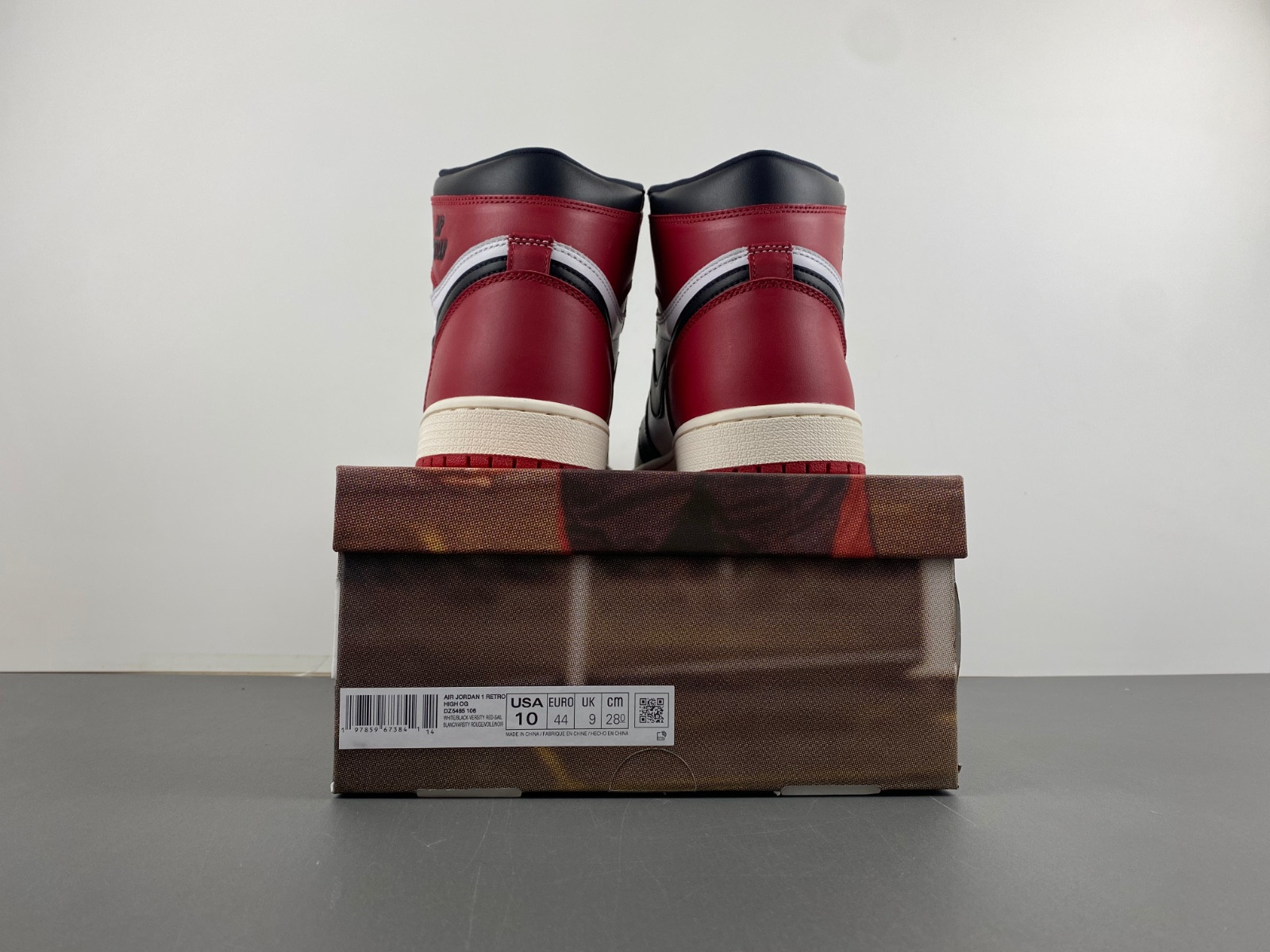 air jordan 1 high og black toe reimagined dz5485-106