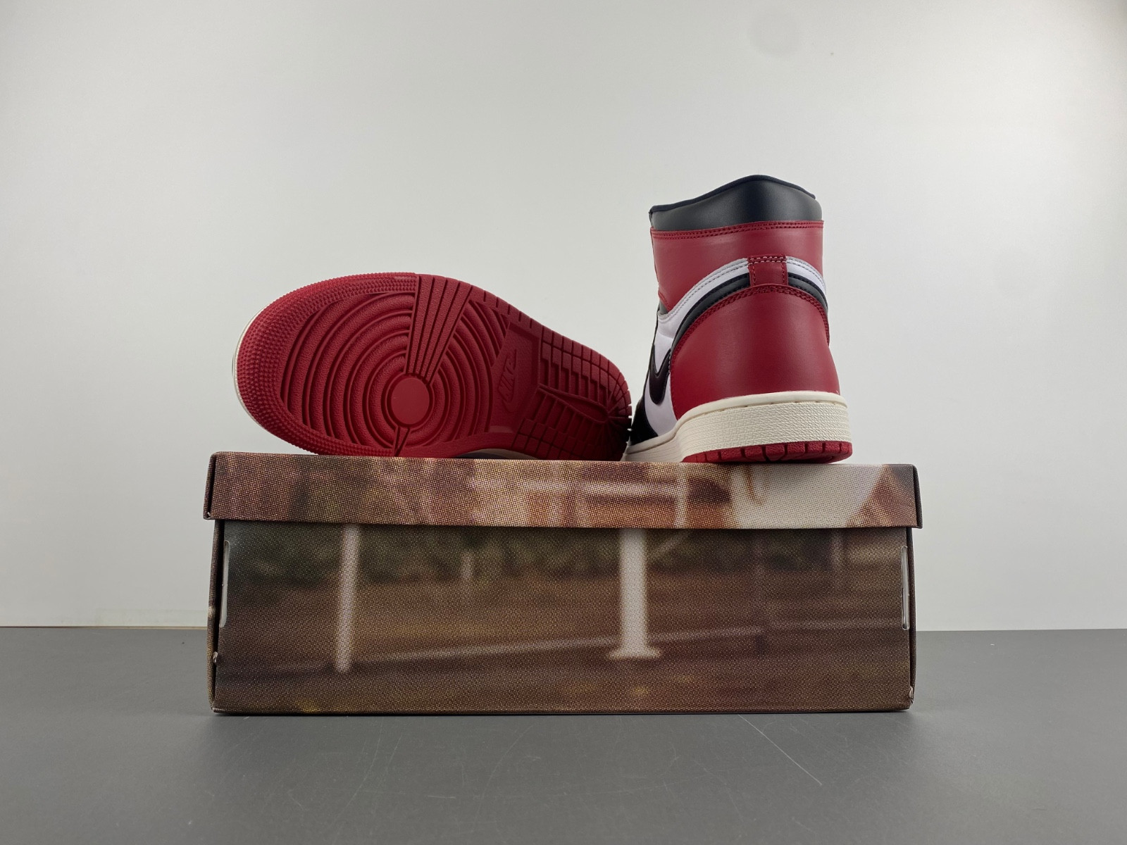 air jordan 1 high og black toe reimagined dz5485-106