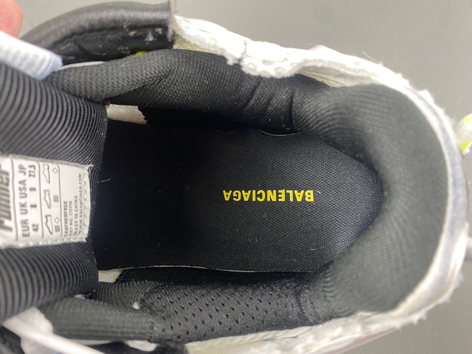 Ba*len*cia*ga runner sneaker in white/yellow/blue