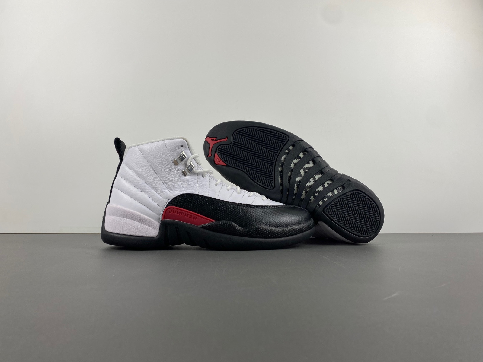 air jordan 12 red taxi ct8013-162