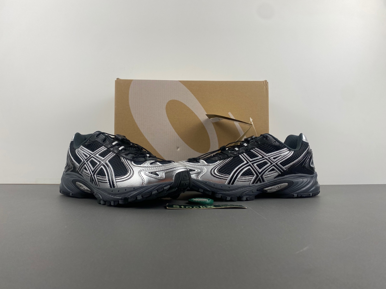 As*ic*s gel-kahana tr v4 carbon black 1203a497-001