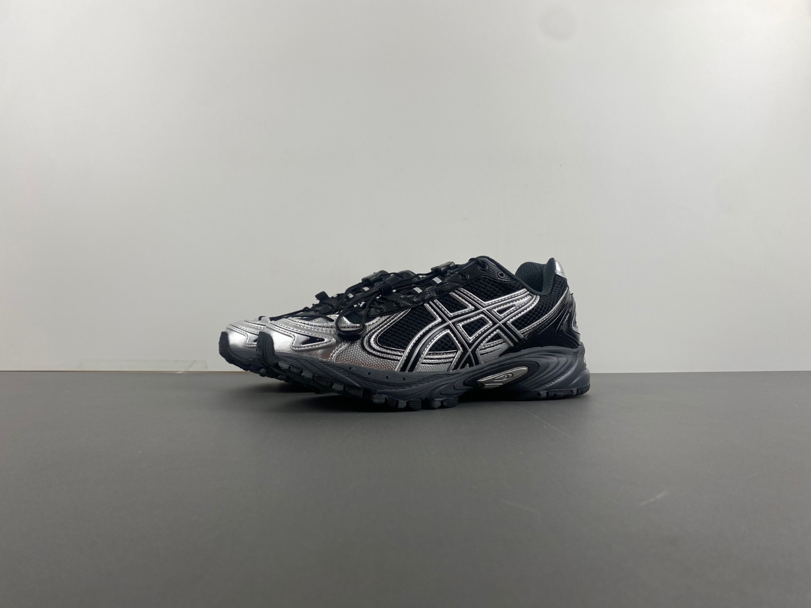 As*ic*s gel-kahana tr v4 carbon black 1203a497-001