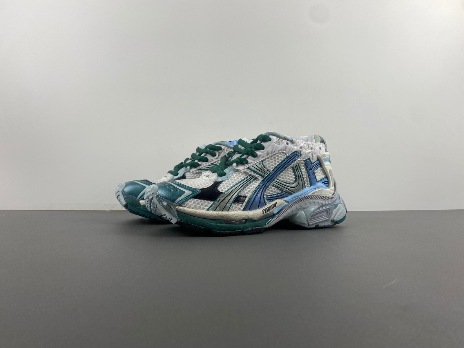 Ba*len*cia*ga runner sneaker in white/green/blue
