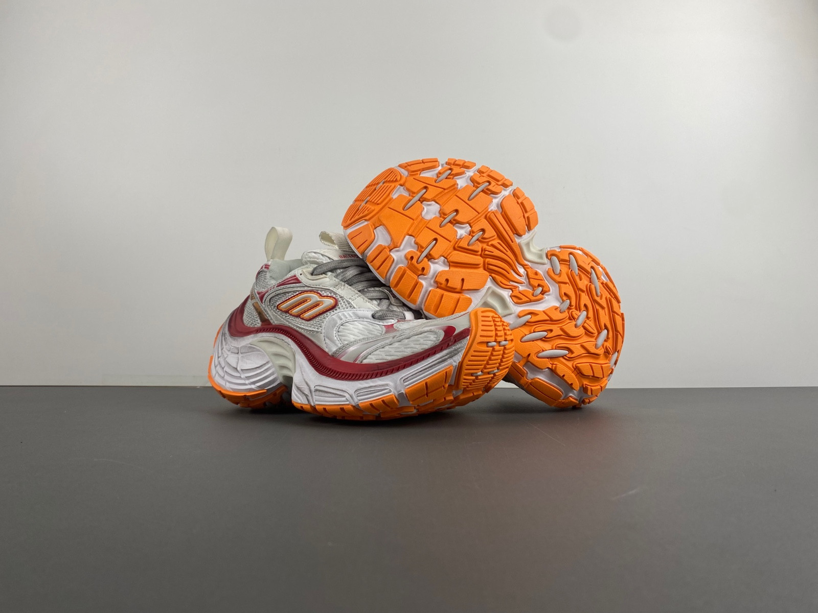 Ba*len*cia*ga 10xl sneaker in white/red/orange
