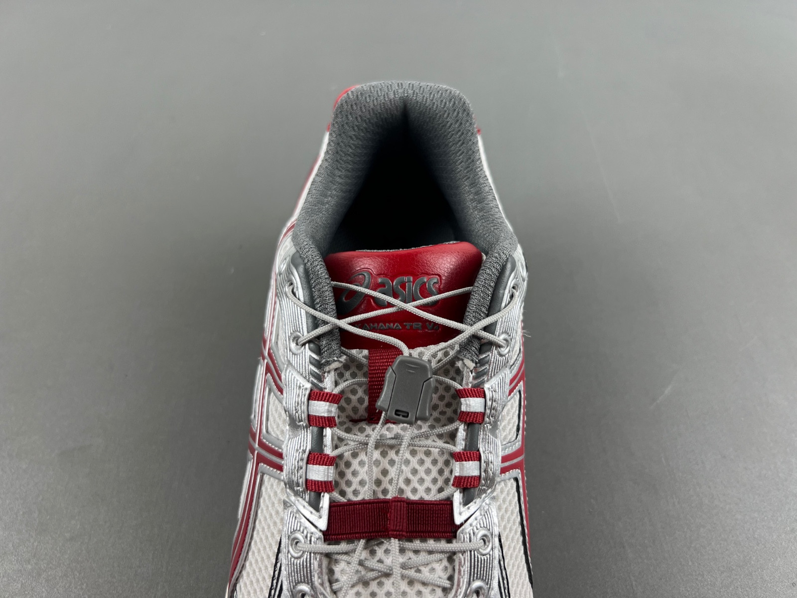 As*ic*s gel-kahana tr v4 