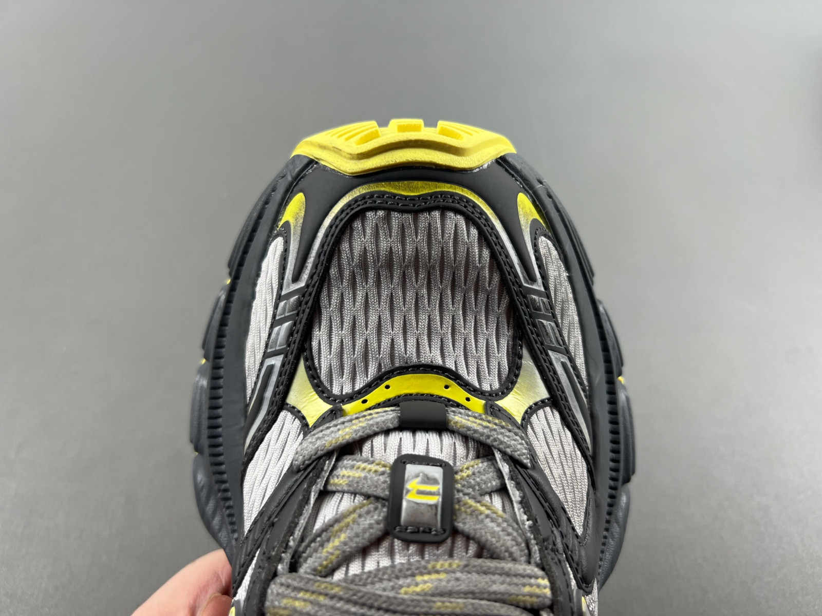 Ba*len*cia*ga 10xl sneaker in grey/yellow