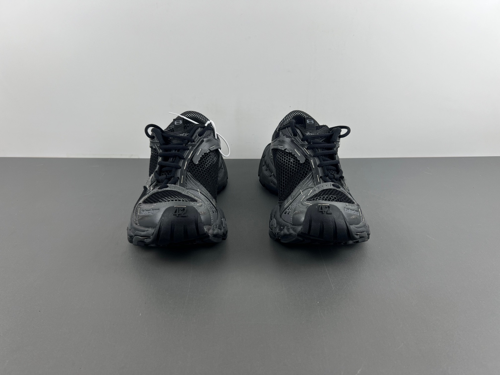 Ba*len*cia*ga stapler sneaker in black