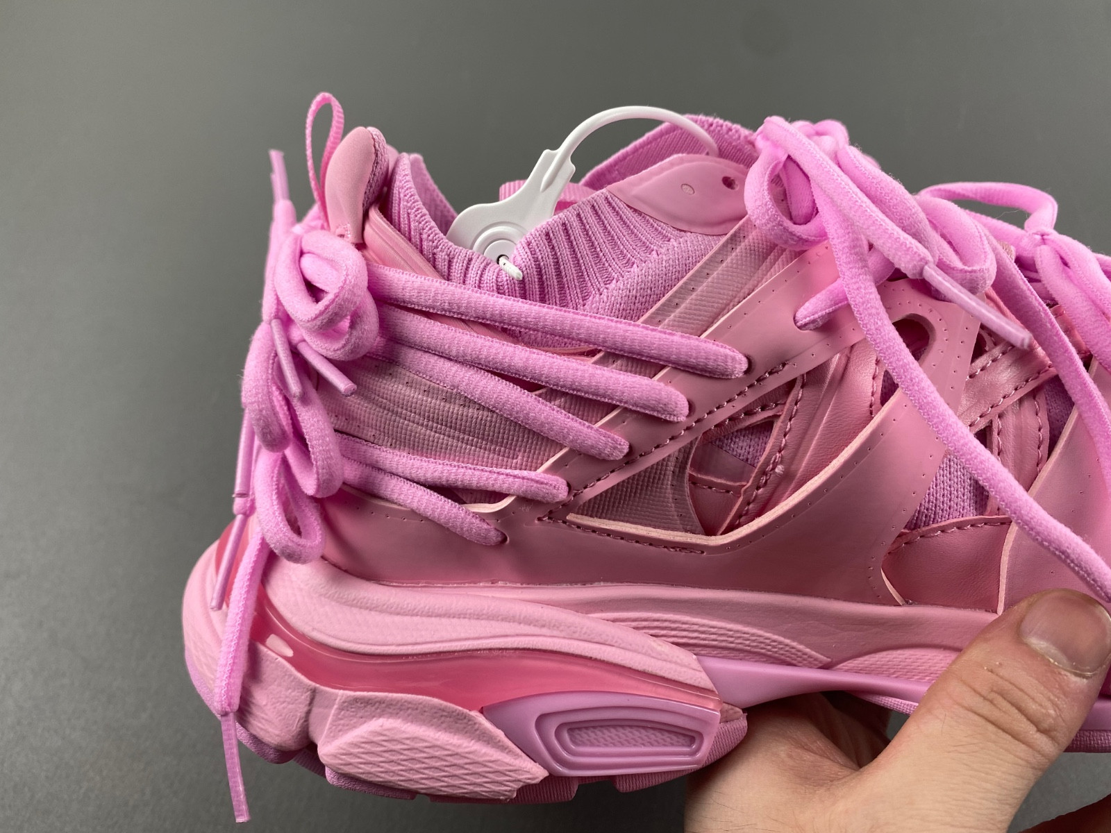 Ba*len*cia*ga pink sport shoes 