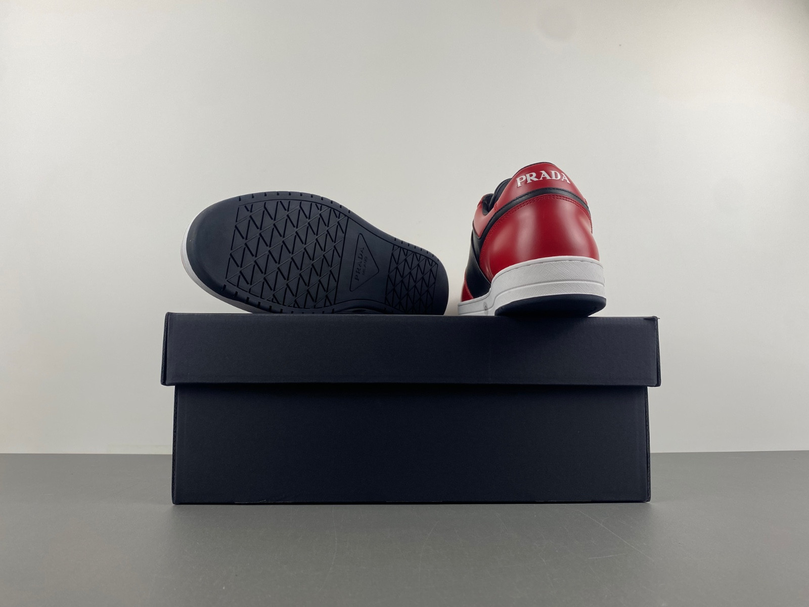 pra downtown leather sneakers