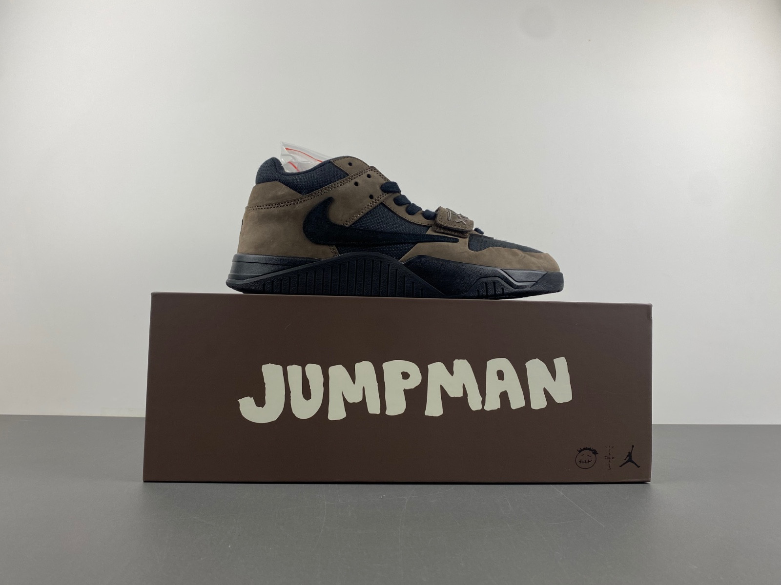 jordan jumpman jack tr trainer taupe haze fz8117-204
