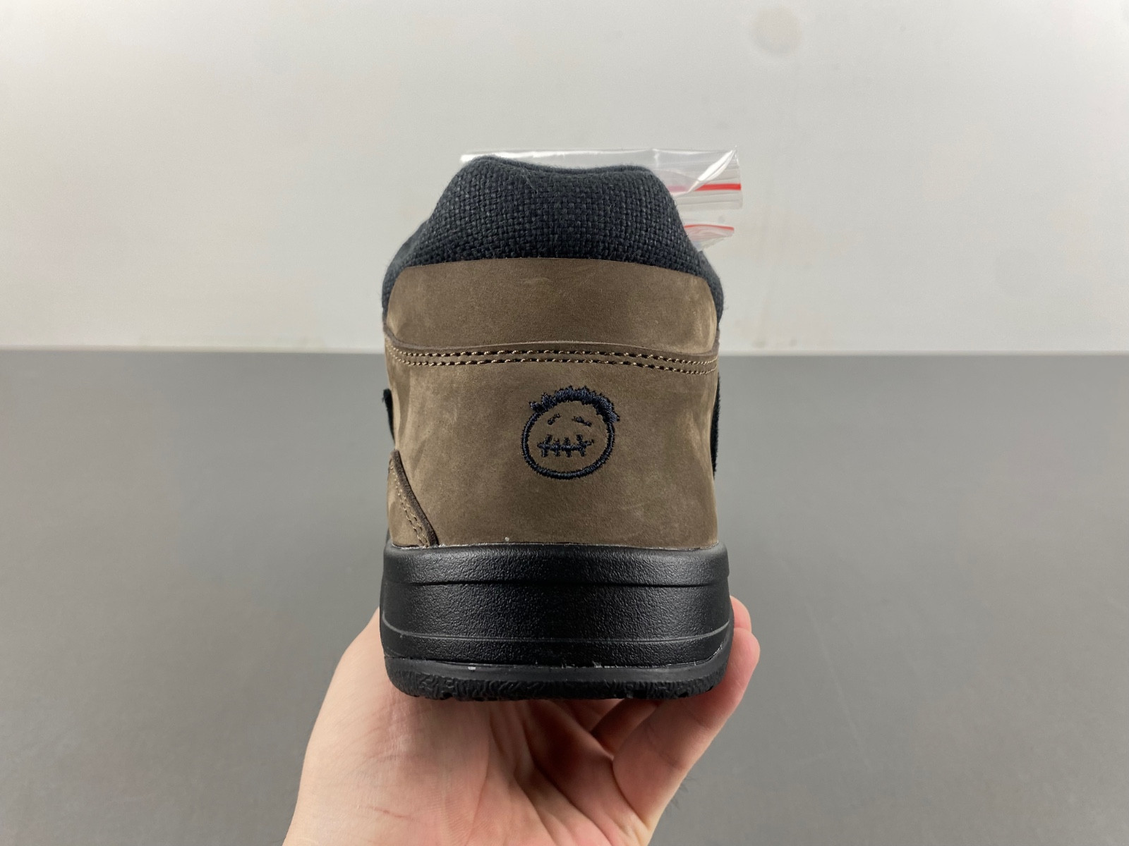 jordan jumpman jack tr trainer taupe haze fz8117-204