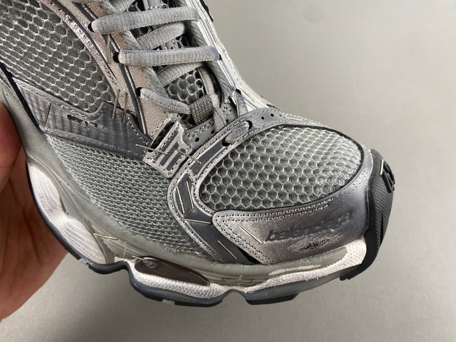 Ba*len*cia*ga stapler sneaker in grey