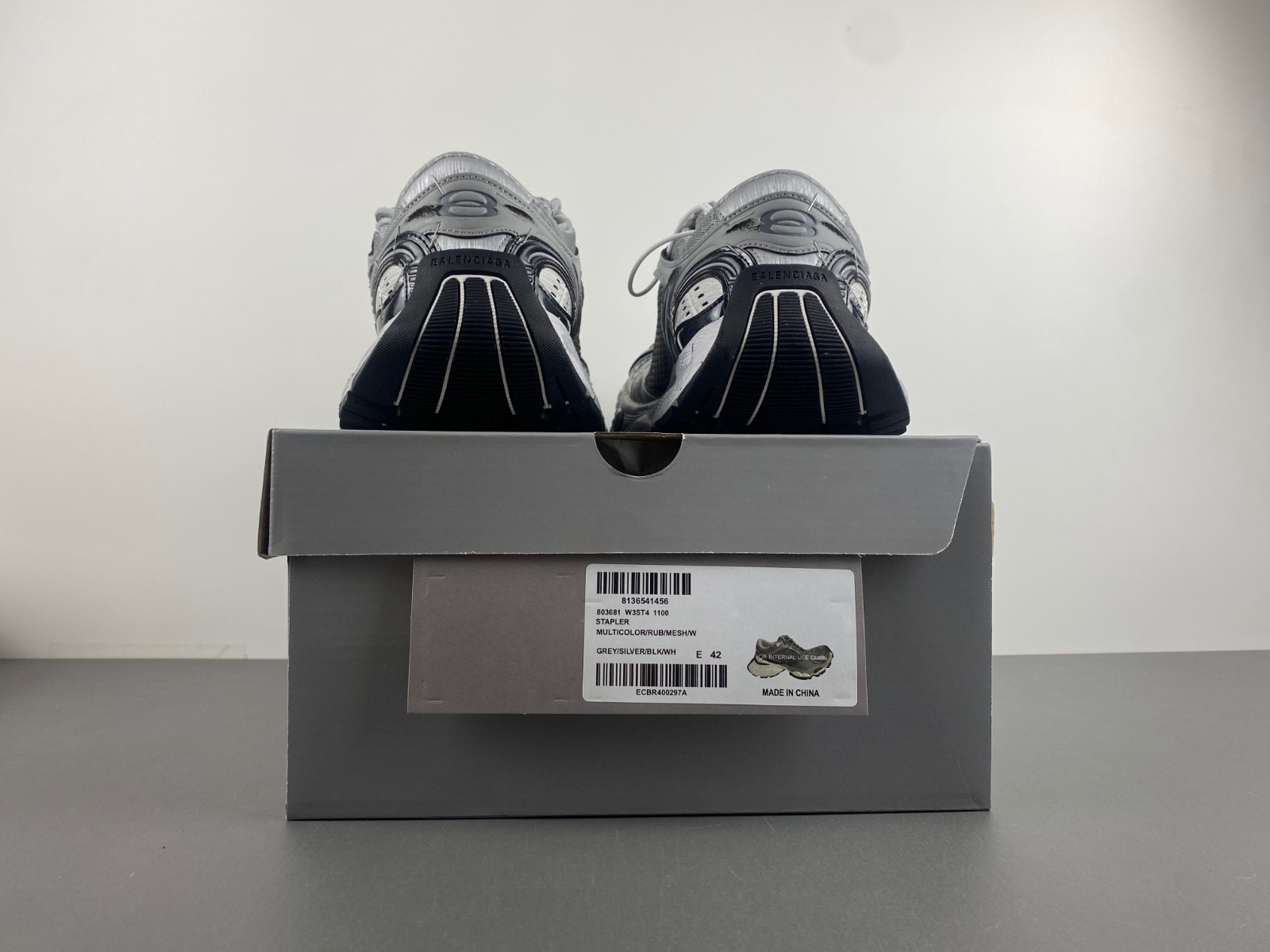 Ba*len*cia*ga stapler sneaker in grey