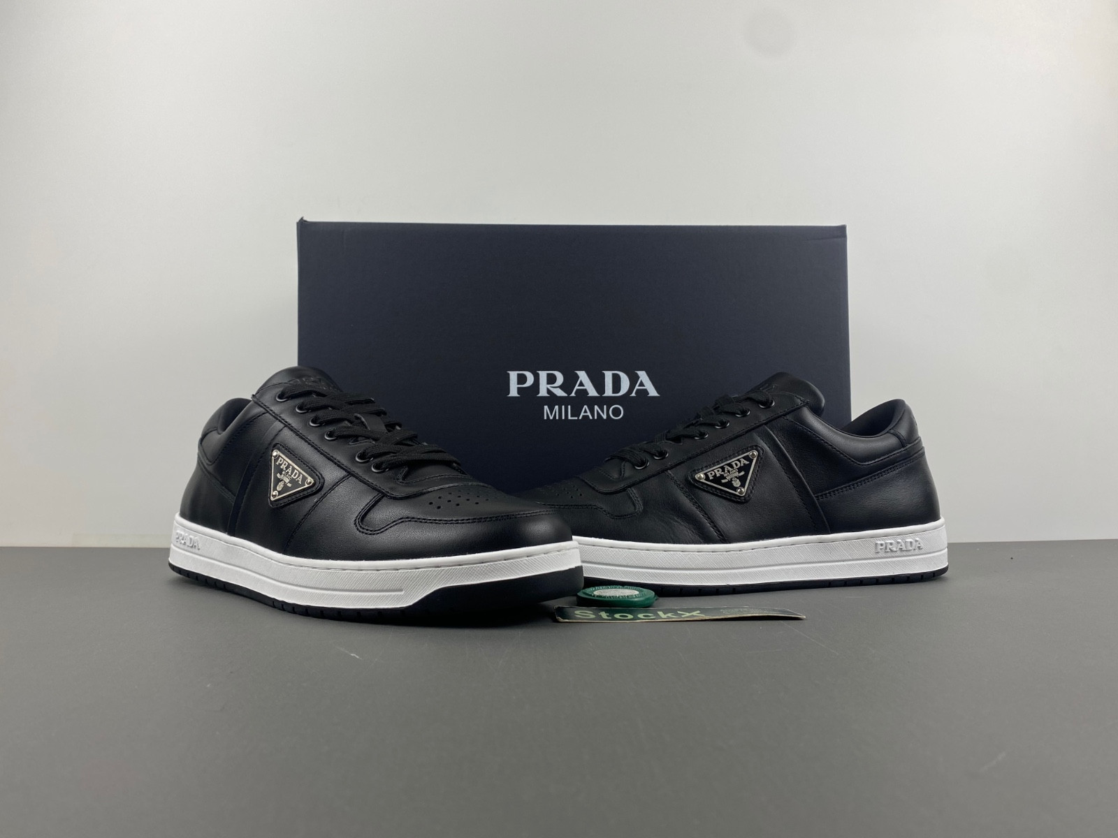pra downtown leather sneakers