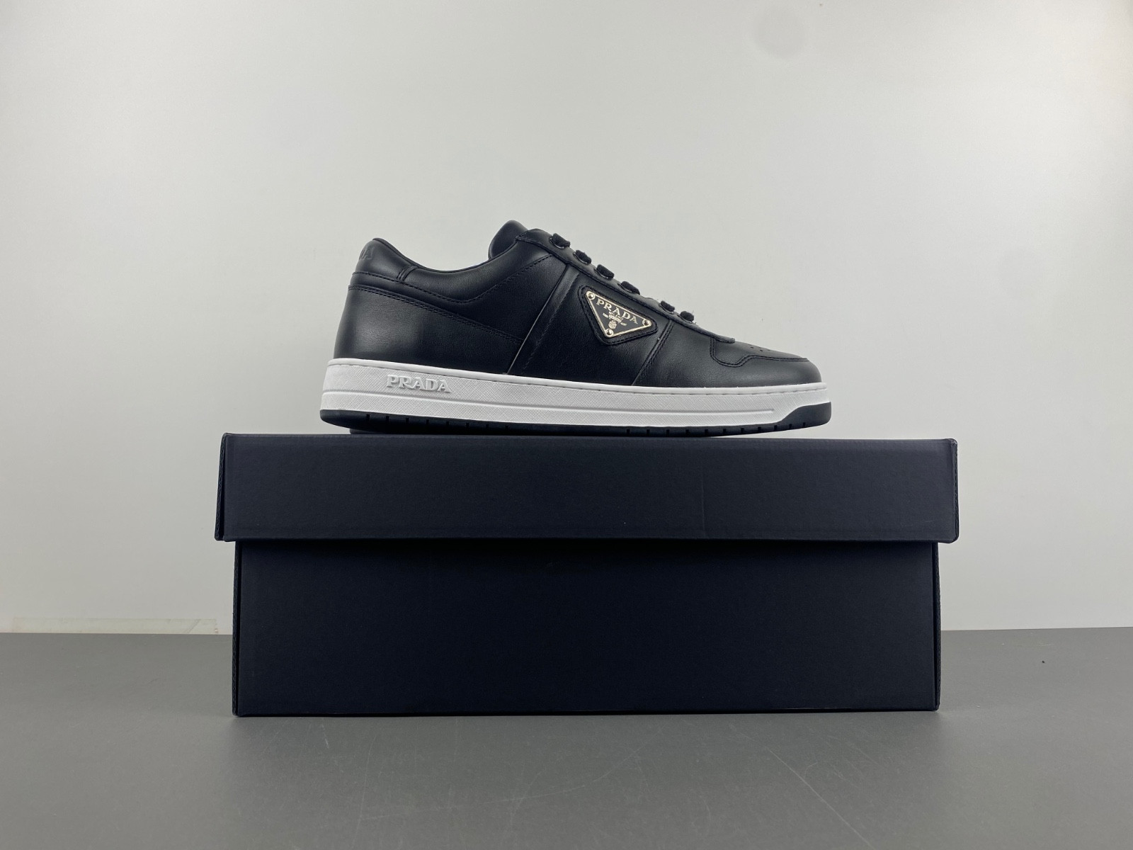 pra downtown leather sneakers