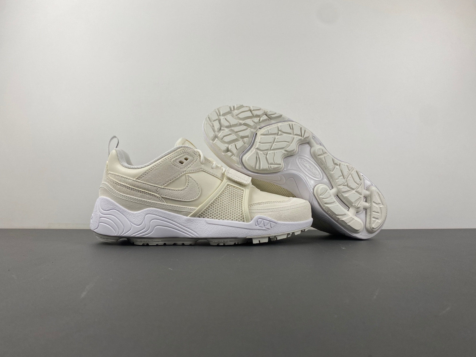 nike zoom field jaxx sp travis scott sail men