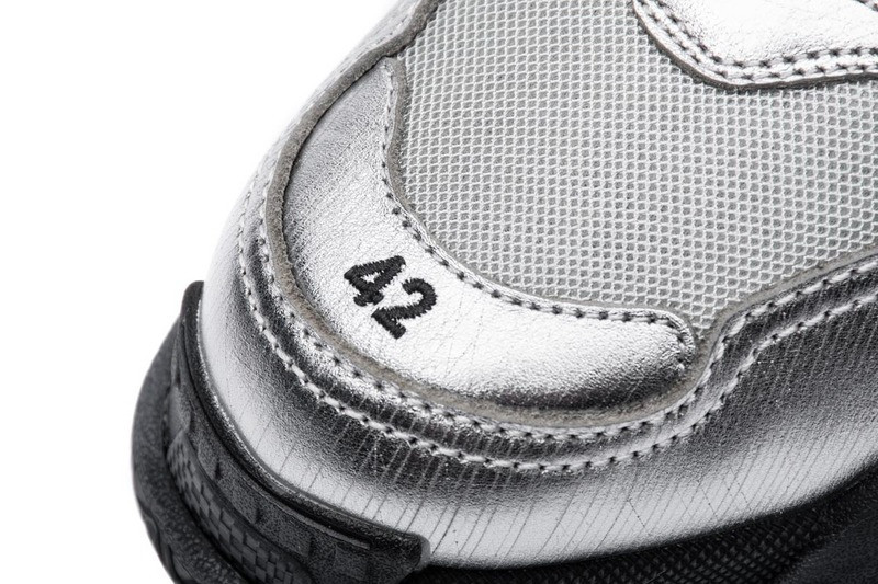 Ba*len*cia*ga triple s sliver