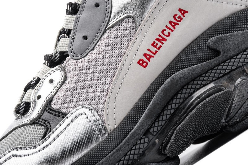 Ba*len*cia*ga triple s sliver