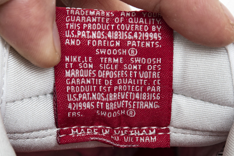 air force 1 low retro "taiwan" 845053 -105