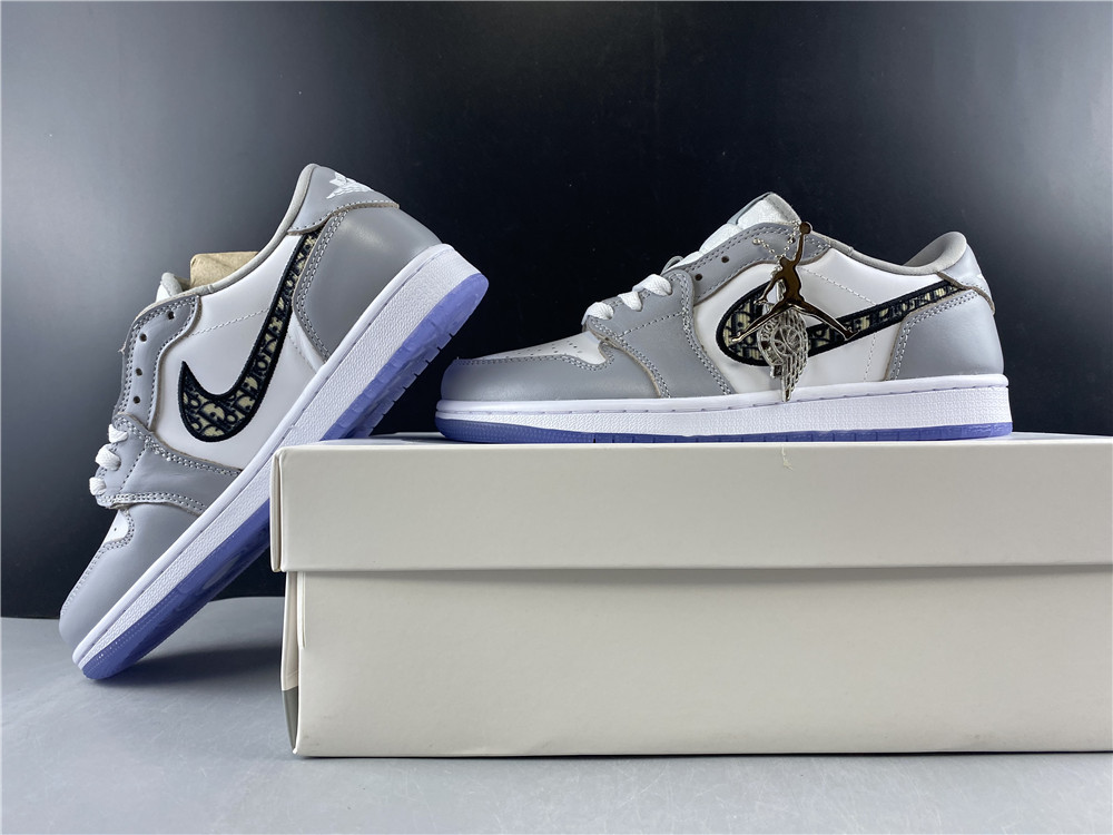 jordan 1 retro low D*or - cn8608 002