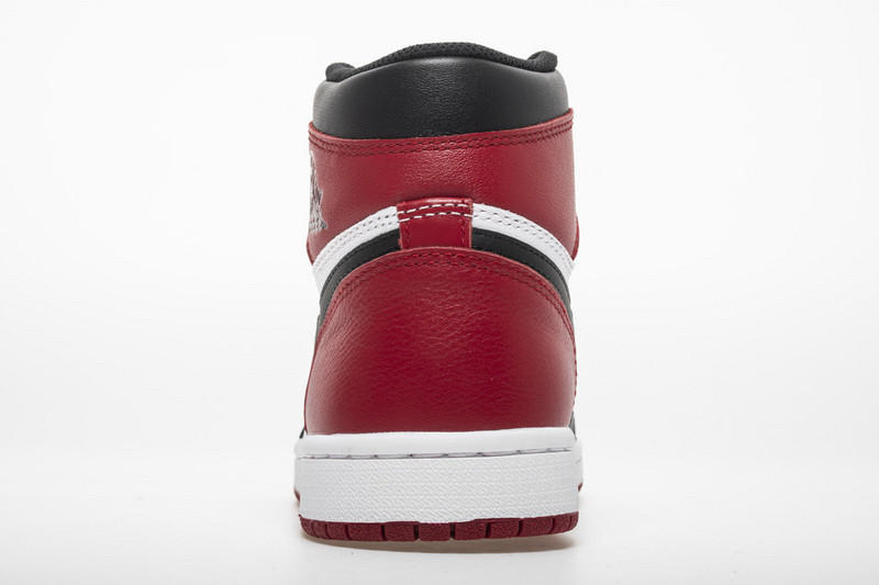 air jordan 1 retro high og black toe 555088-125