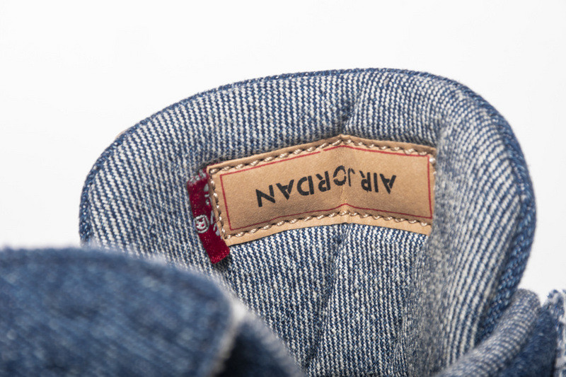 air jordan 4 L*v*s blue denim ao2571-401