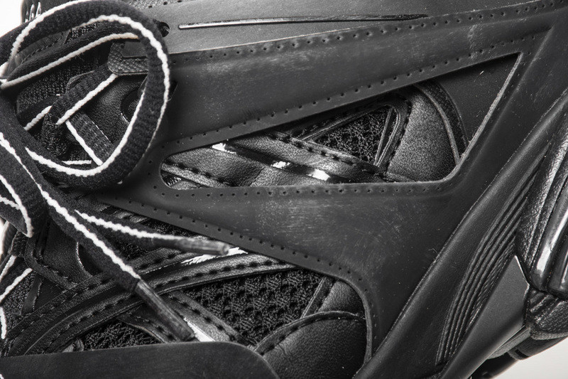 Ba*len*cia*ga 3.0 tess s. triple black