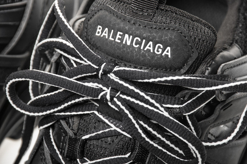 Ba*len*cia*ga 3.0 tess s. triple black