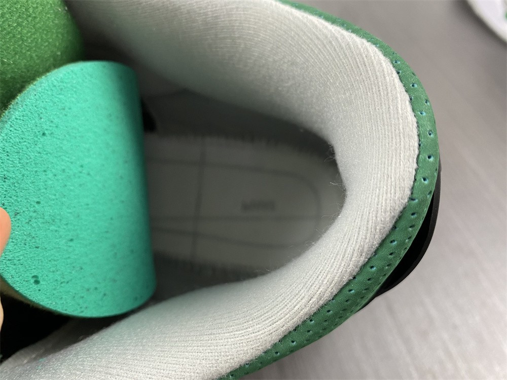 air jordan 3 pine green ct8532-030