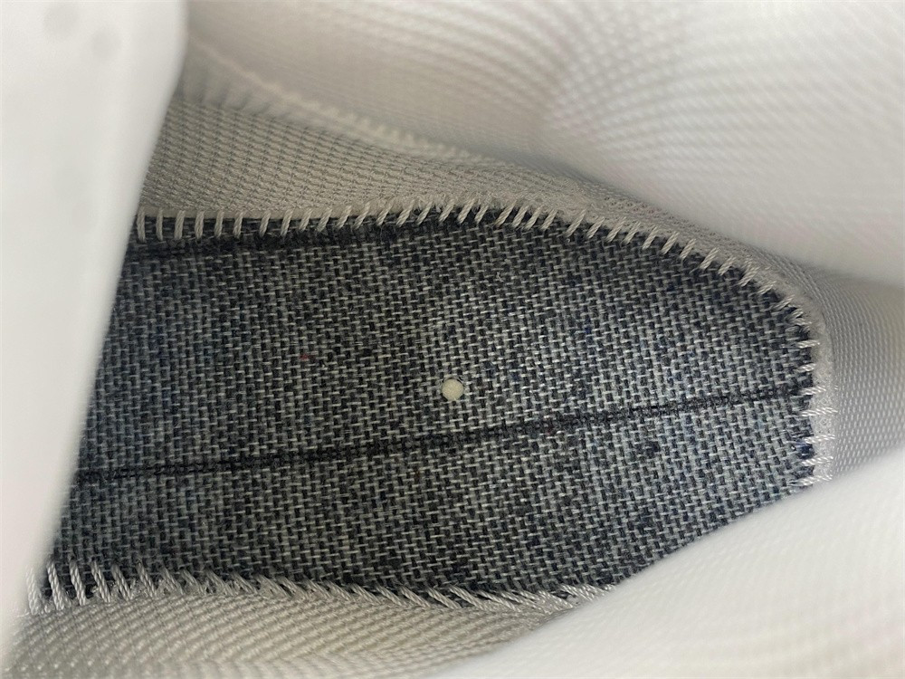 Ba*len*cia*ga triple s