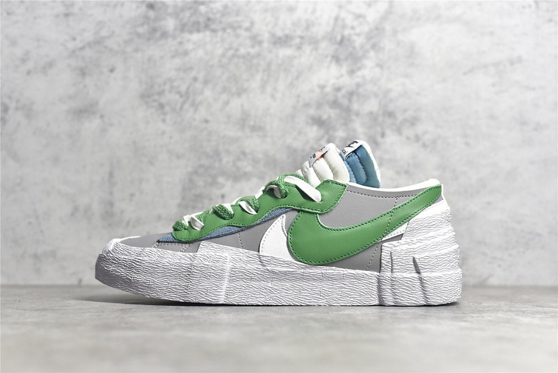 nike blazer low sacai medium grey classic green - dd1877-001