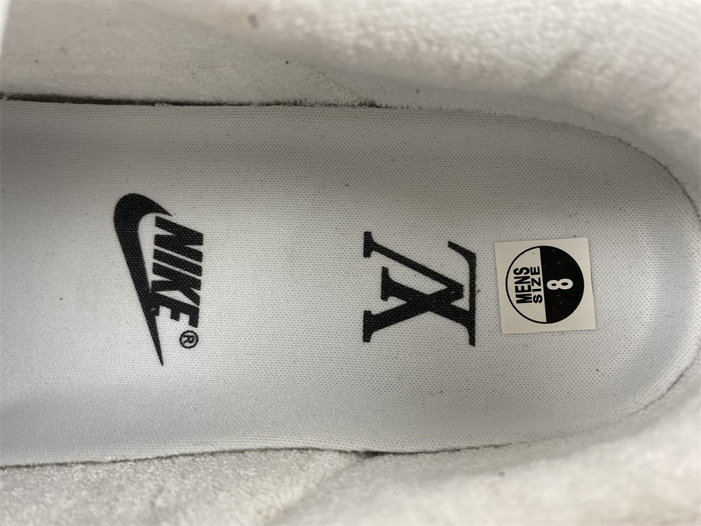 lou1s vu1tton x air force 1 tranier sneaker