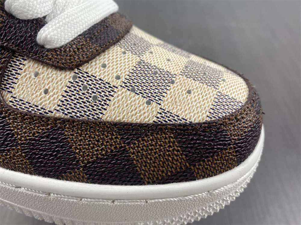 lou1s vu1tton x air force 1 tranier sneaker