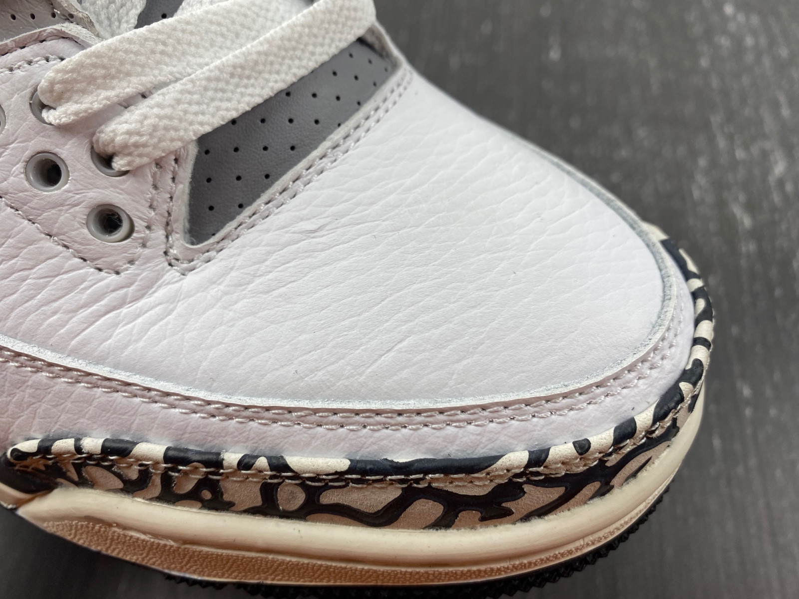 jordan 3 retro hide n