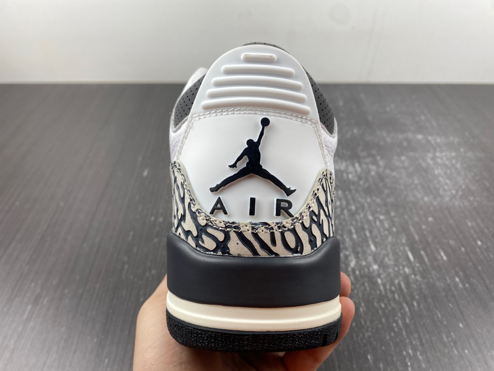 jordan 3 retro hide n