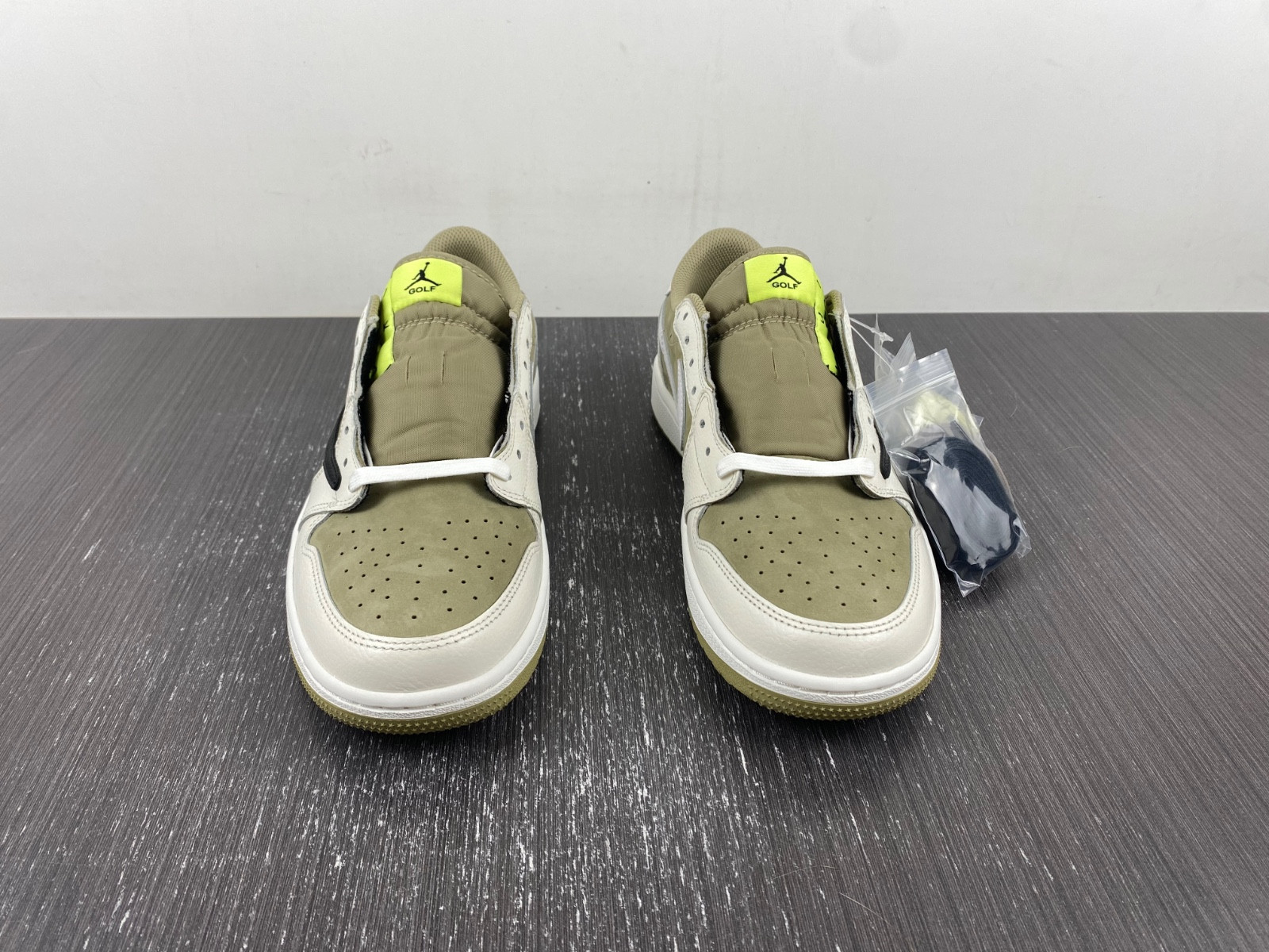 jordan 1 retro low golf travis scott neutral olive fz3124-200