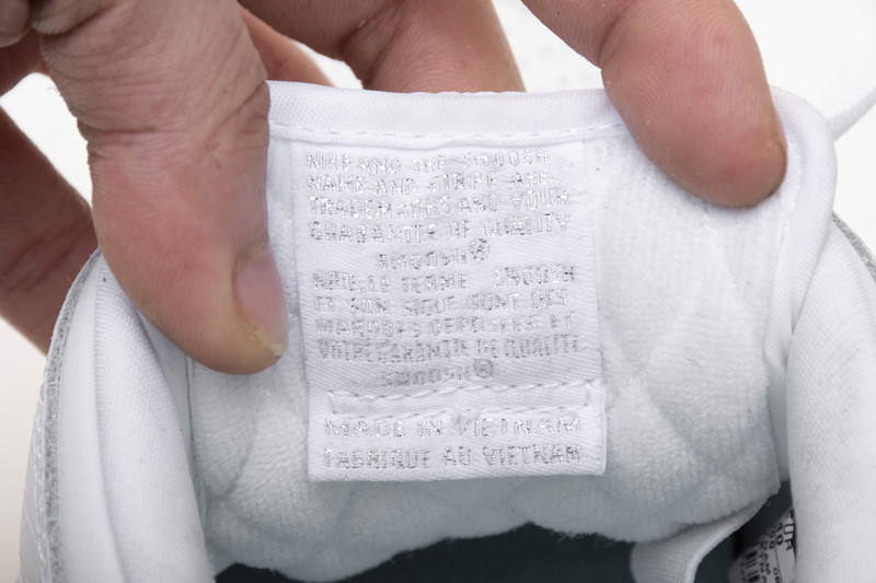 nike sb dunk low di*m*nd S*pply co white di*m*nd bv1310-100